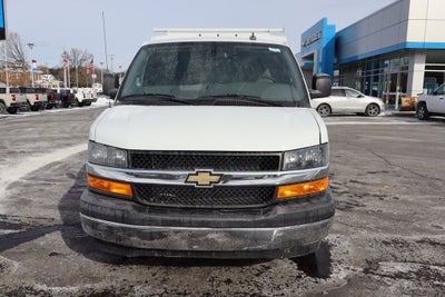 2025 Chevrolet Express Cutaway 3500 1WT