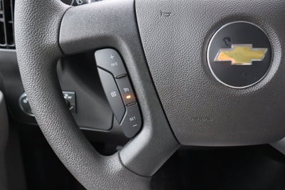 2025 Chevrolet Express Cutaway 3500 1WT