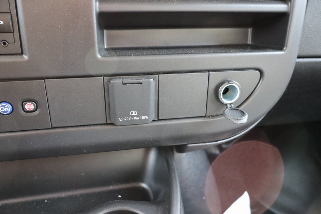 2025 Chevrolet Express Cutaway 3500 1WT