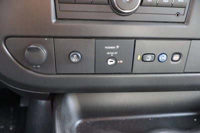 2025 Chevrolet Express Cutaway 3500 1WT