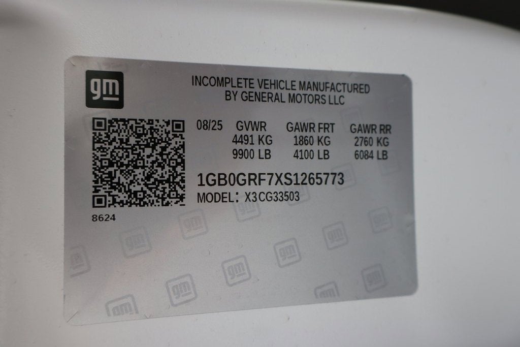 2025 Chevrolet Express Cutaway 3500 1WT