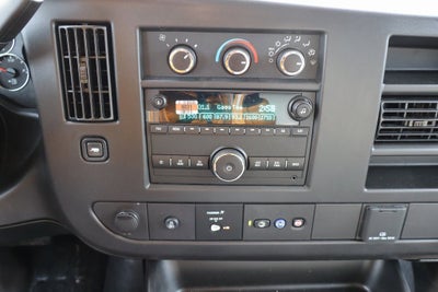 2025 Chevrolet Express Cutaway 3500 1WT