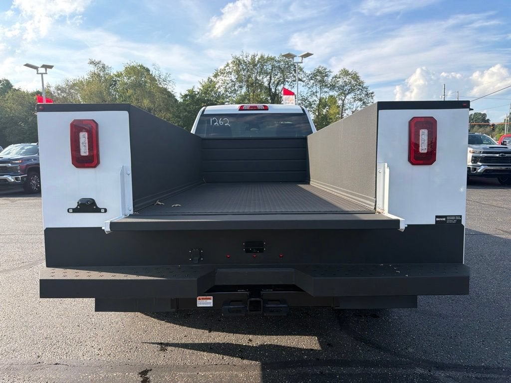2025 Chevrolet Silverado 3500 HD Chassis Cab Work Truck