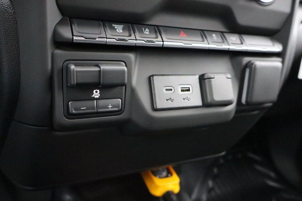 2025 Chevrolet Silverado 3500 HD Chassis Cab Work Truck