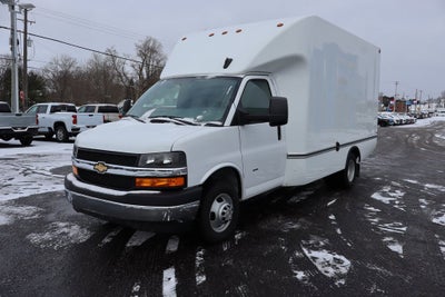 2025 Chevrolet Express Cutaway 3500 1WT