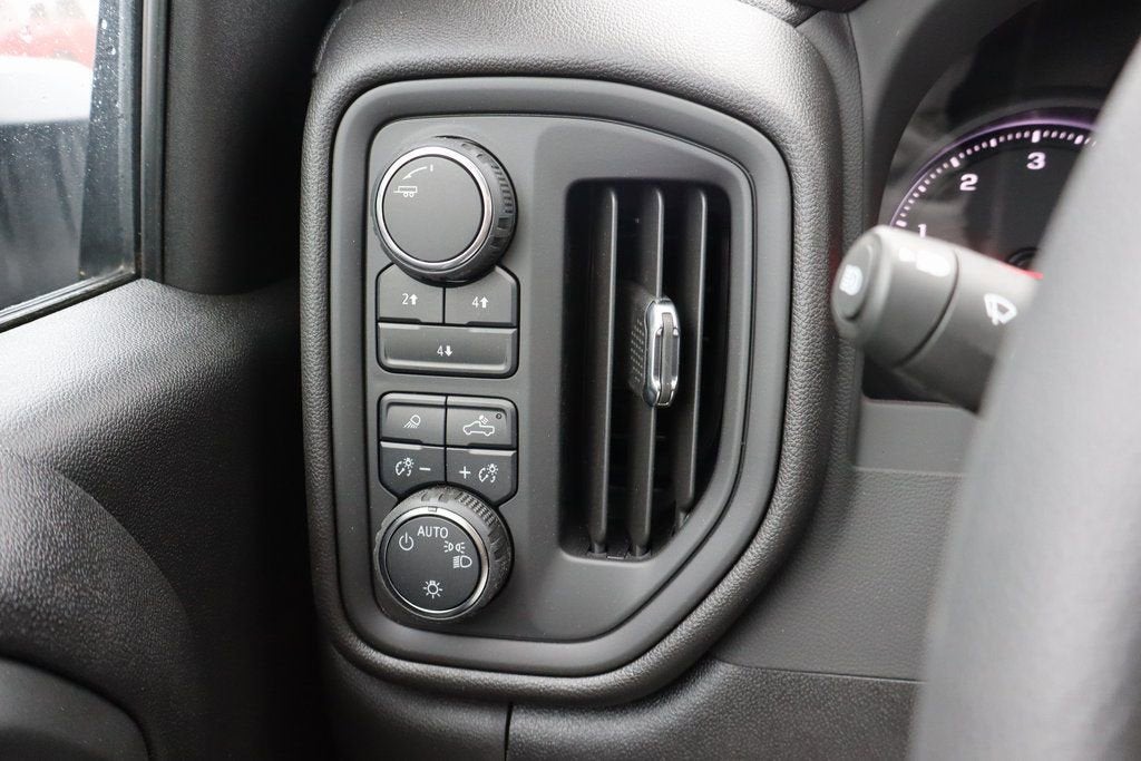 2025 Chevrolet Silverado 3500 HD WT