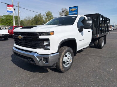2026 Chevrolet Silverado 3500 HD Chassis Cab Work Truck w/12' Stake Platform Body