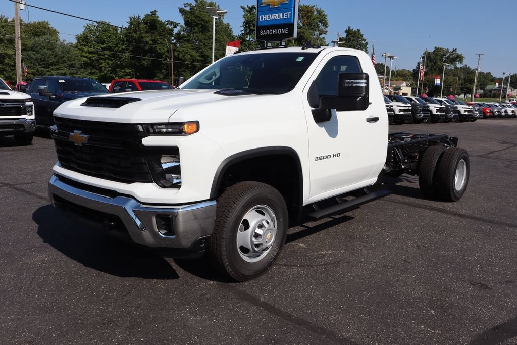 2026 Chevrolet Silverado 3500 HD Chassis Cab Work Truck