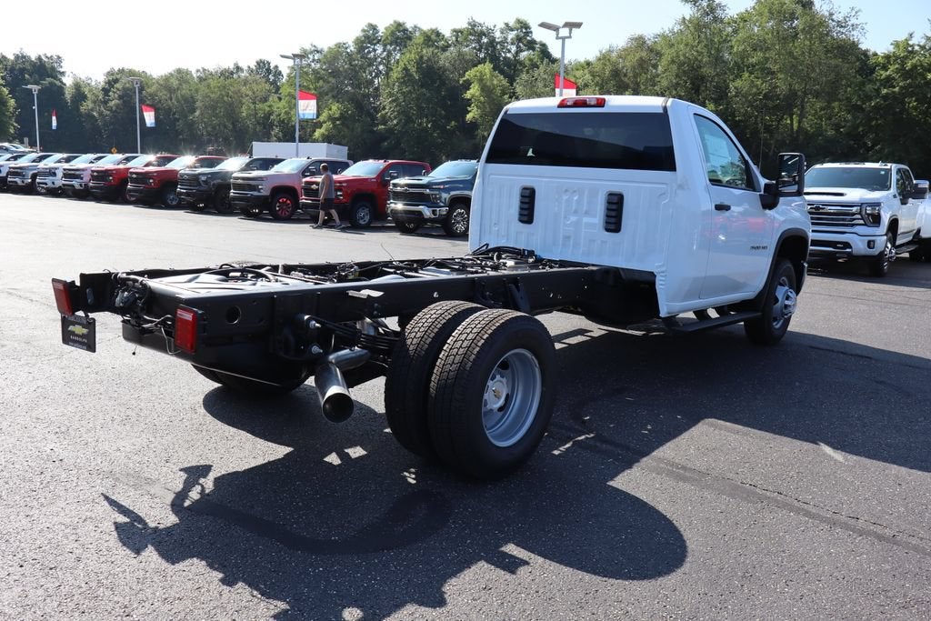 2026 Chevrolet Silverado 3500 HD Chassis Cab Work Truck