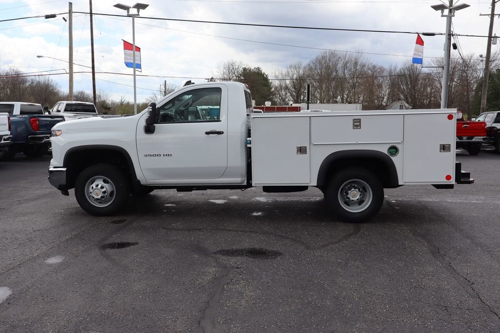 2025 Chevrolet Silverado 3500 HD Chassis Cab Work Truck