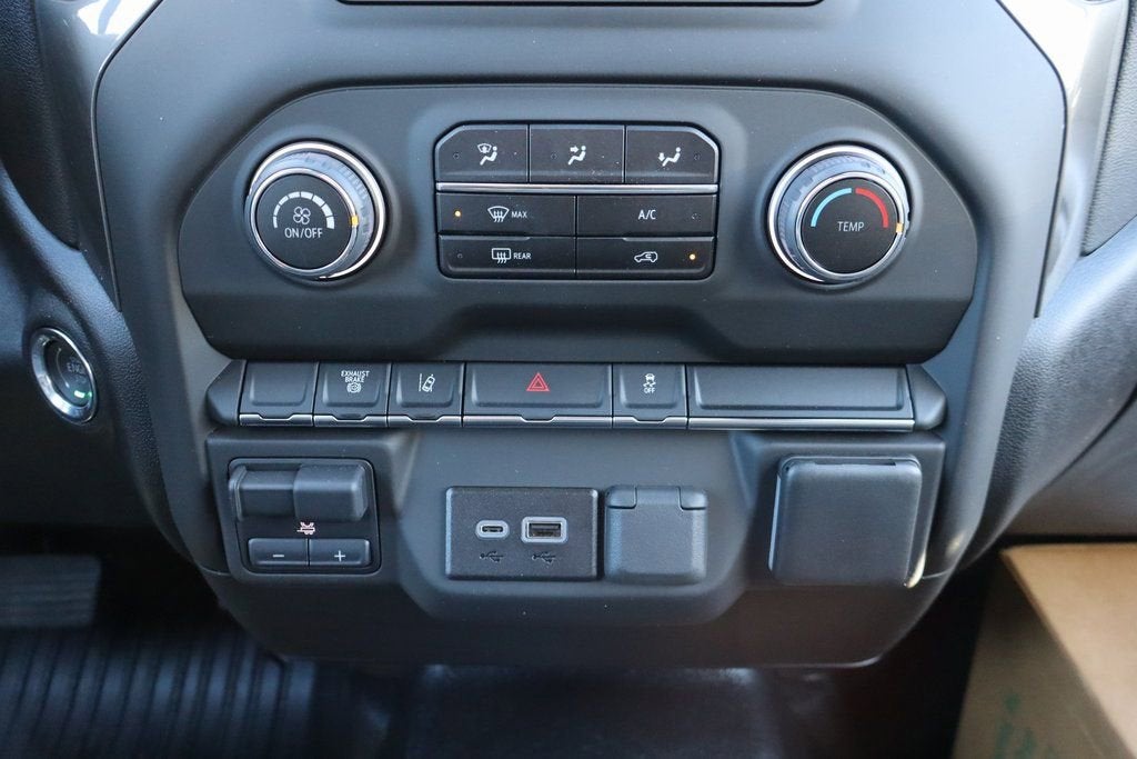 2025 Chevrolet Silverado 3500 HD Chassis Cab Work Truck