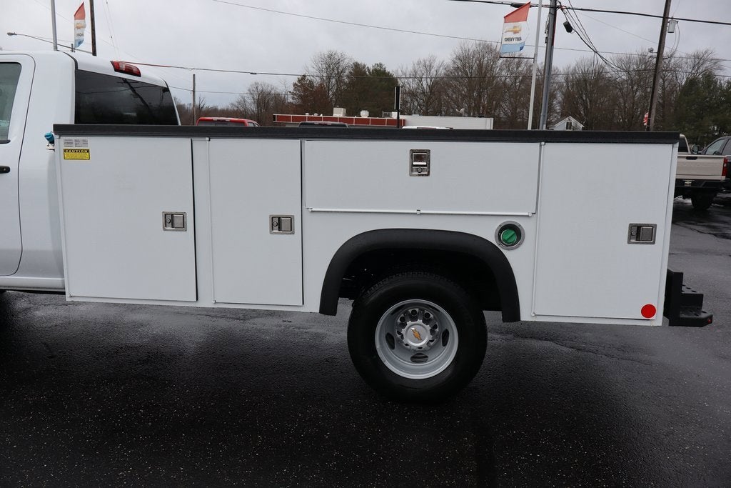 2025 Chevrolet Silverado 3500 HD Chassis Cab Work Truck