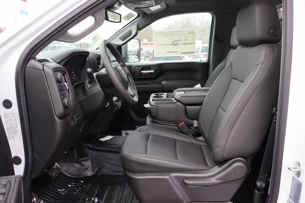 2025 Chevrolet Silverado 3500 HD Chassis Cab Work Truck