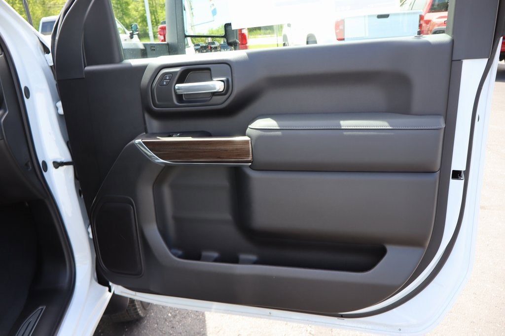 2025 Chevrolet Silverado 3500 HD LT DRW