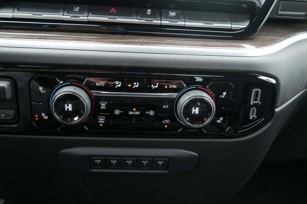 2025 Chevrolet Silverado 3500 HD LT DRW