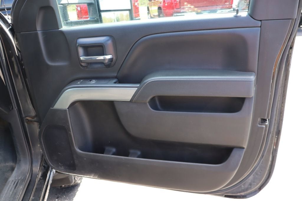 2015 Chevrolet Silverado 3500 HD Chassis Cab LT w/ Steel Dump Body