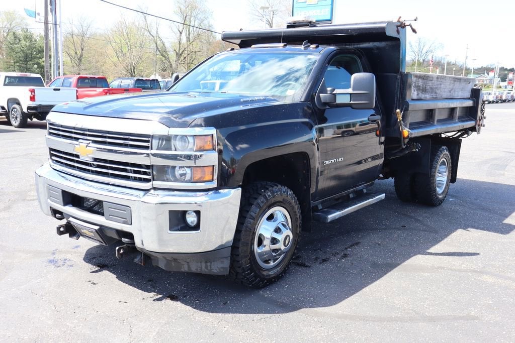 2015 Chevrolet Silverado 3500 HD Chassis Cab LT w/ Steel Dump Body