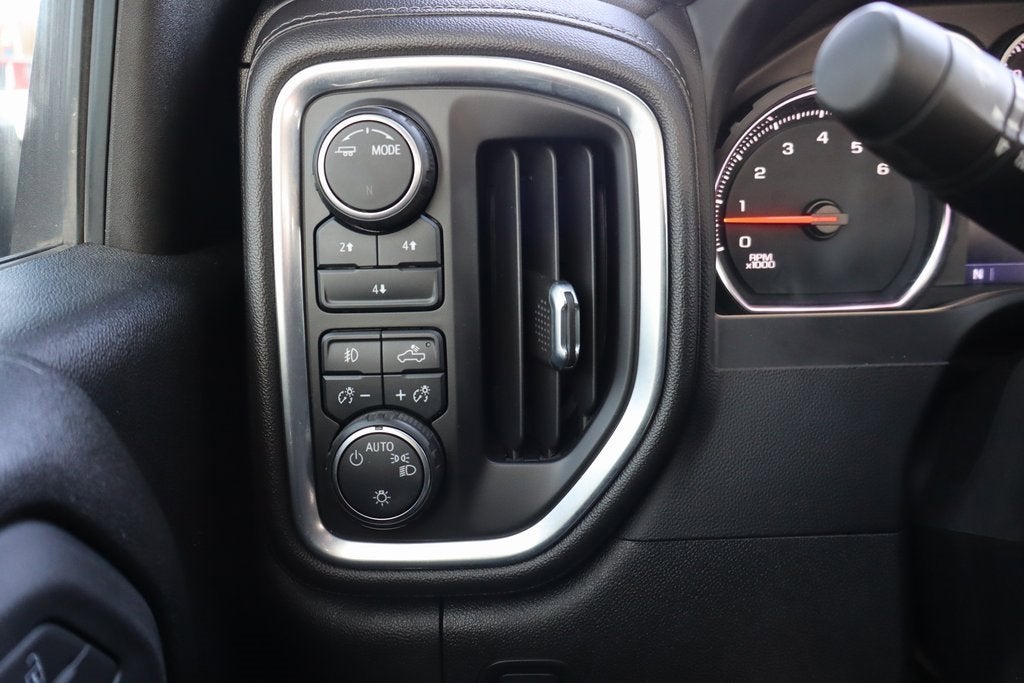 2022 Chevrolet Silverado 3500 HD Chassis Cab LT