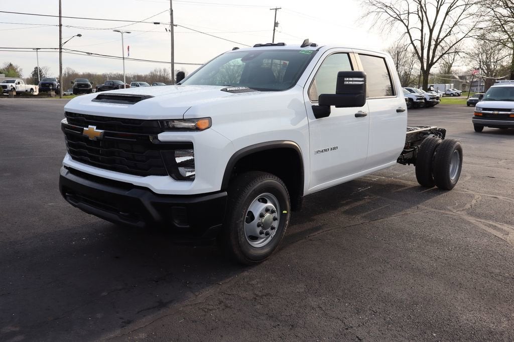 2026 Chevrolet Silverado 3500 HD Chassis Cab Work Truck