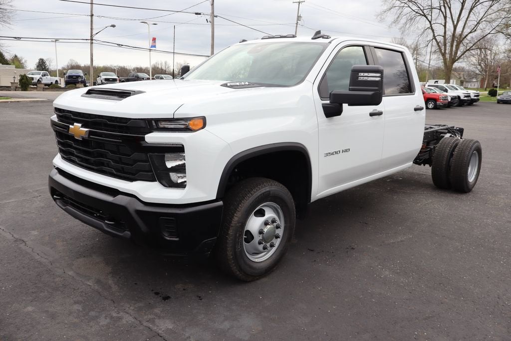 2026 Chevrolet Silverado 3500 HD Chassis Cab Work Truck