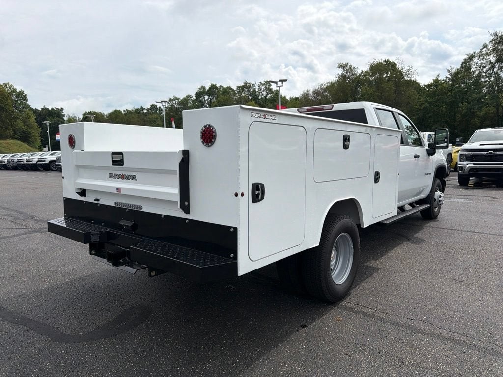 2026 Chevrolet Silverado 3500 HD Chassis Cab Work Truck w/ Duramag Service Body