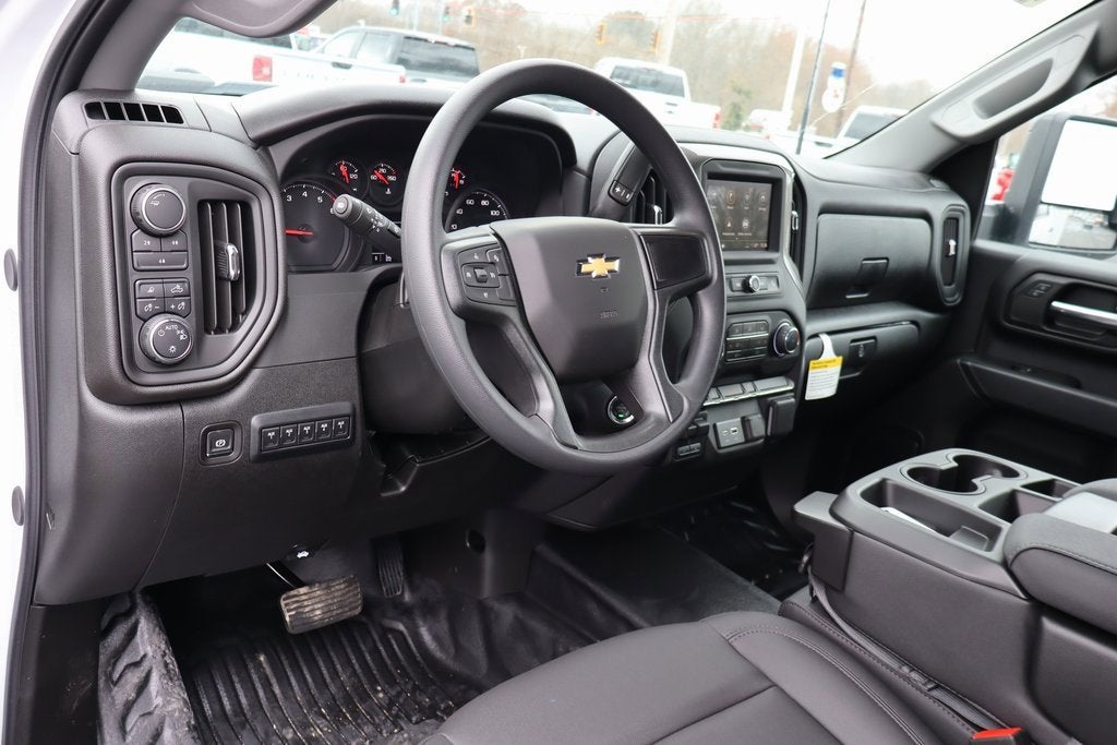 2025 Chevrolet Silverado 3500 HD Chassis Cab Work Truck