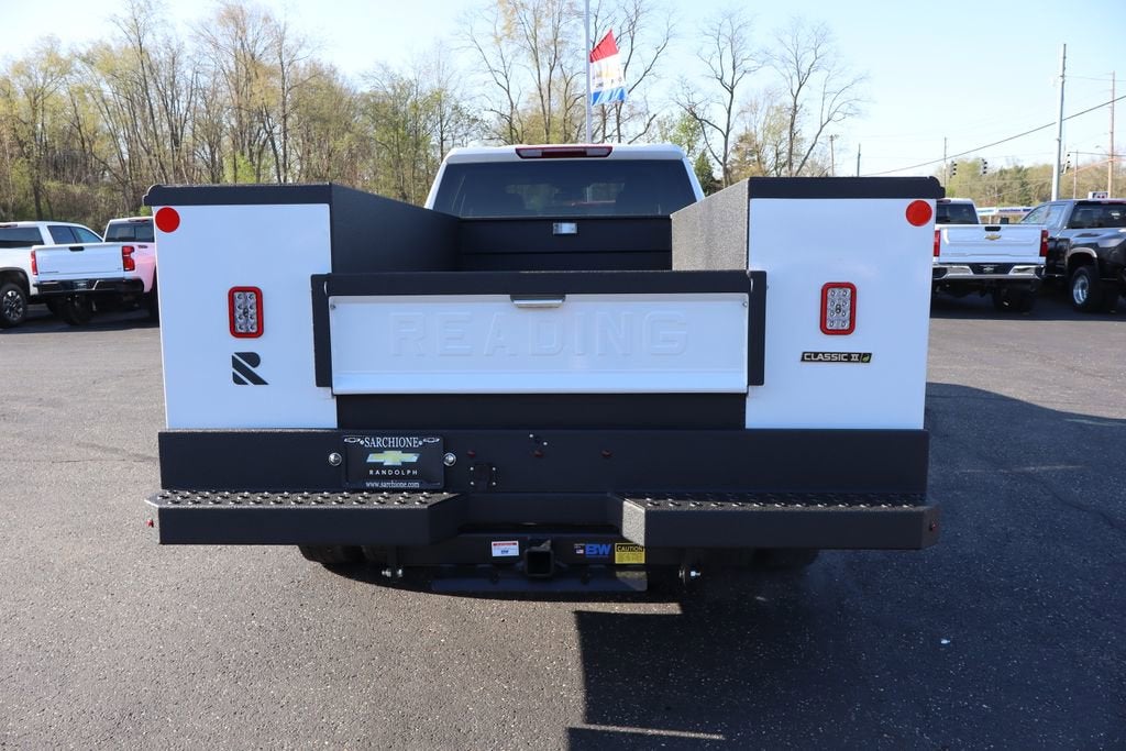 2026 Chevrolet Silverado 3500 HD Chassis Cab Work Truck w/9' Aluminum Service Body