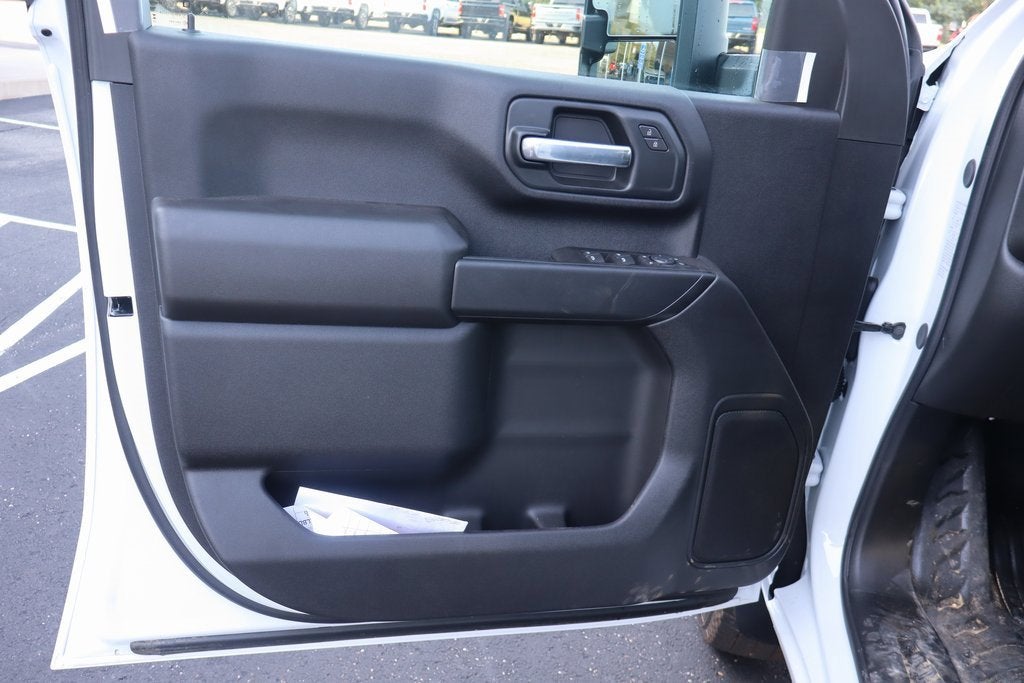 2025 Chevrolet Silverado 3500 HD Chassis Cab Work Truck