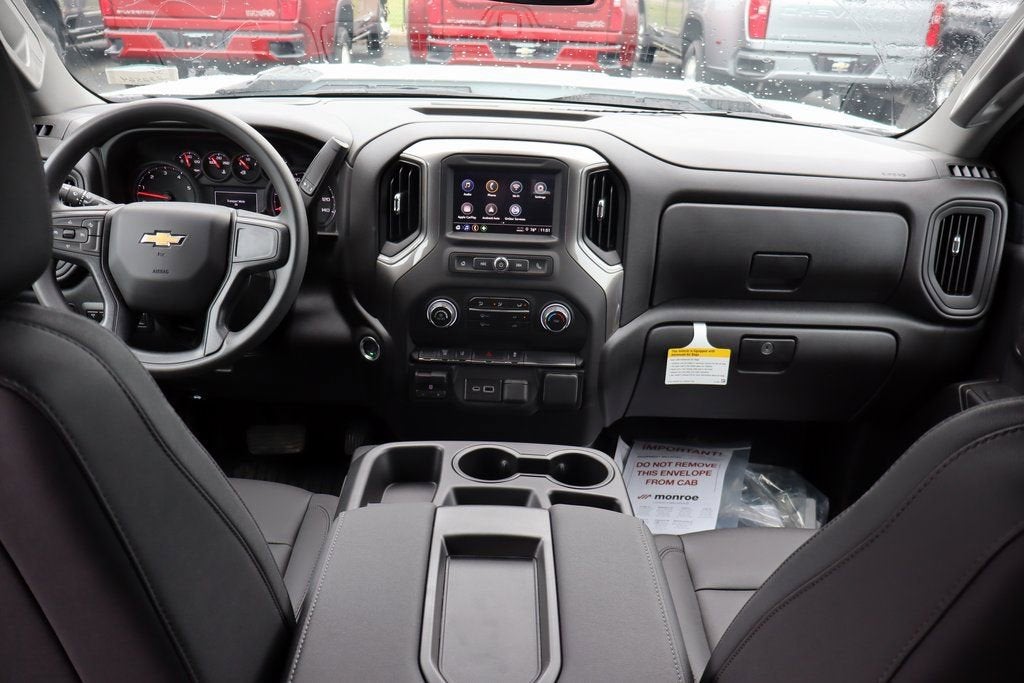 2025 Chevrolet Silverado 3500 HD Chassis Cab Work Truck