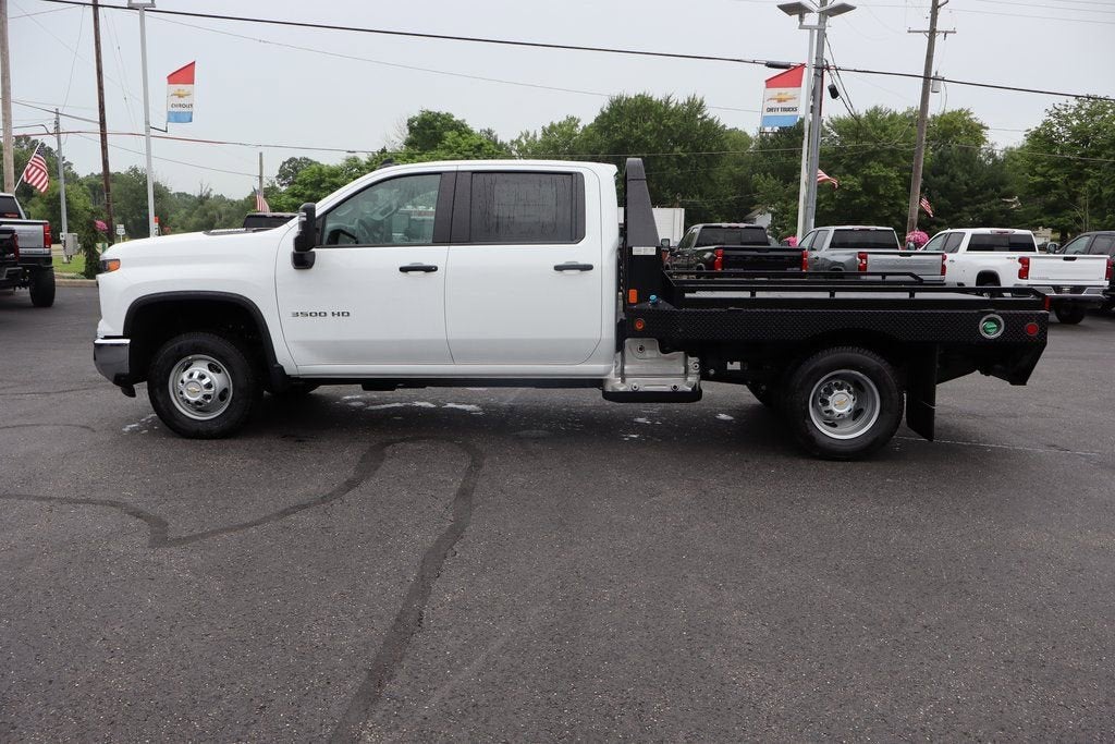 2025 Chevrolet Silverado 3500 HD Chassis Cab Work Truck