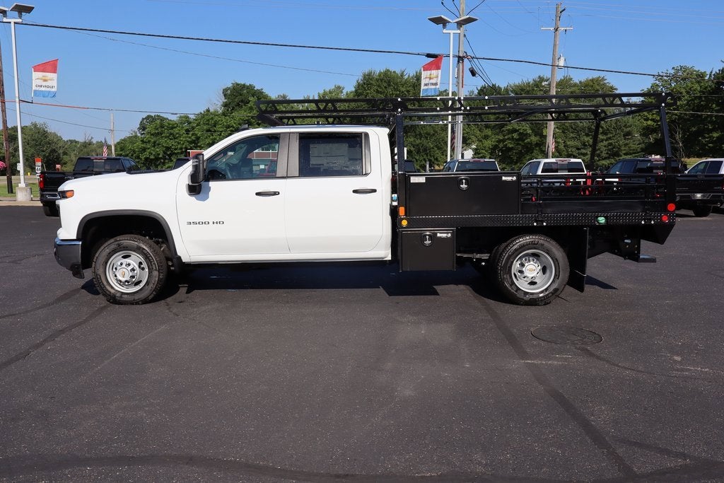 2025 Chevrolet Silverado 3500 HD Chassis Cab Work Truck