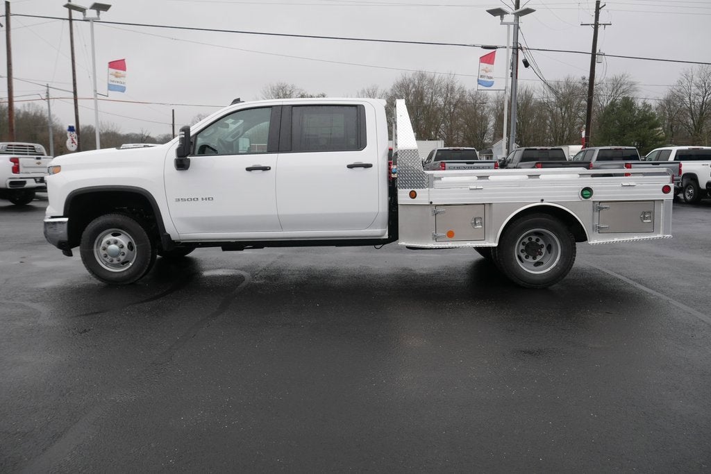 2025 Chevrolet Silverado 3500 HD Chassis Cab Work Truck