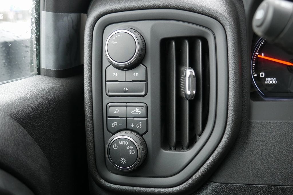 2025 Chevrolet Silverado 3500 HD Chassis Cab Work Truck