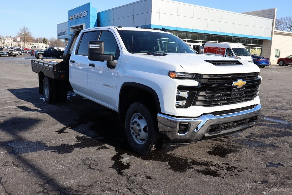 2025 Chevrolet Silverado 3500 HD Chassis Cab Work Truck
