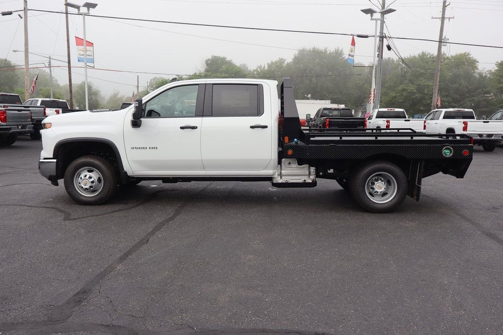2025 Chevrolet Silverado 3500 HD Chassis Cab Work Truck