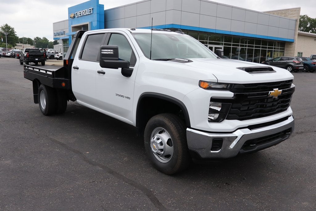 2025 Chevrolet Silverado 3500 HD Chassis Cab Work Truck