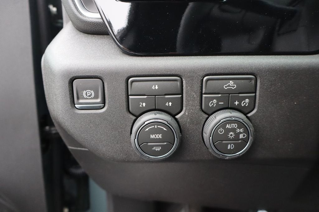 2026 Chevrolet Silverado 3500 HD Chassis Cab LT