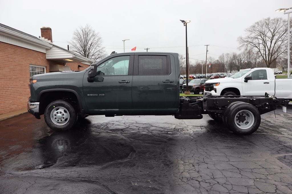 2026 Chevrolet Silverado 3500 HD Chassis Cab LT