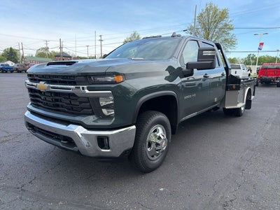 2026 Chevrolet Silverado 3500 HD Chassis Cab LT w/ Skirted Flatbed Body