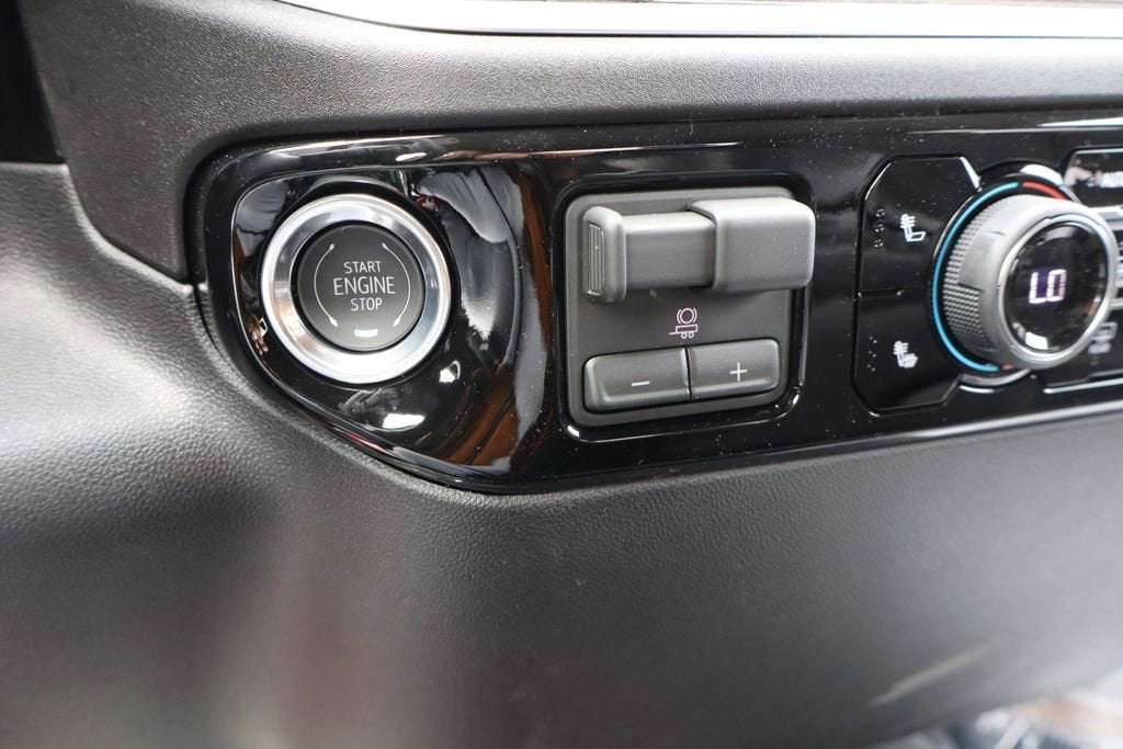2026 Chevrolet Silverado 3500 HD Chassis Cab LT