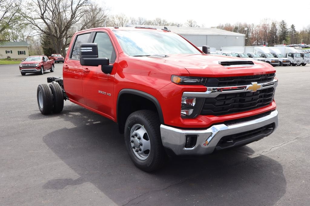 2026 Chevrolet Silverado 3500 HD Chassis Cab LT