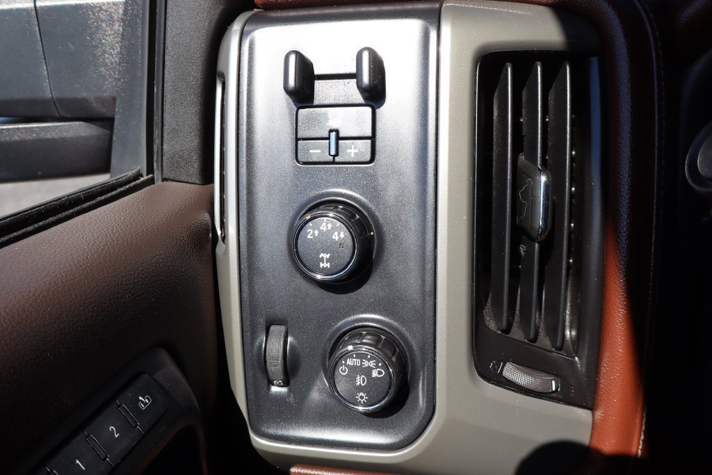 2016 Chevrolet Silverado 3500 HD High Country