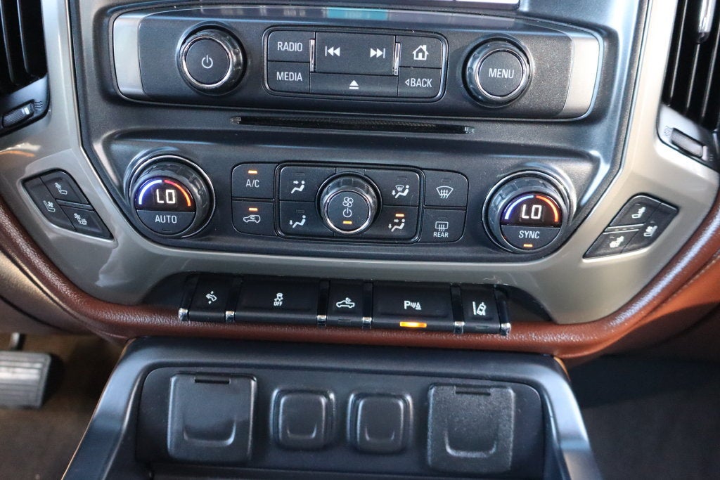 2016 Chevrolet Silverado 3500 HD High Country
