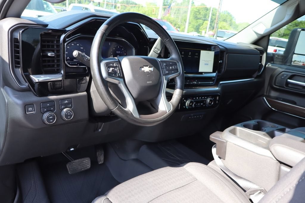 2024 Chevrolet Silverado 3500 HD LT