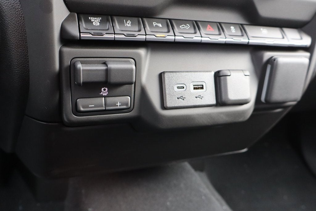 2025 Chevrolet Silverado 2500 HD Custom