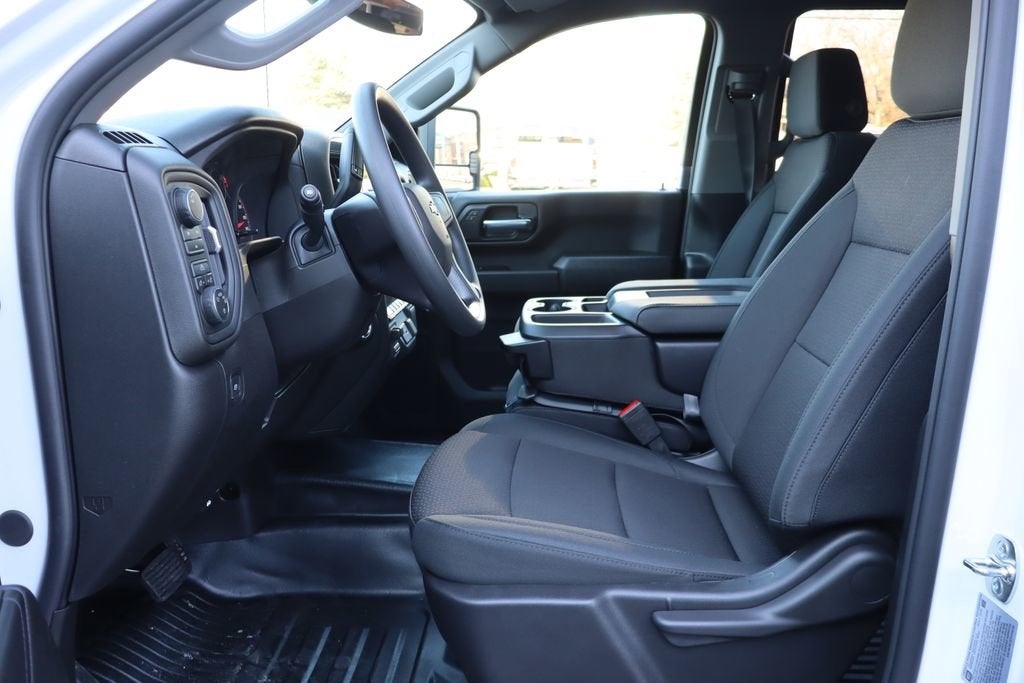 2026 Chevrolet Silverado 3500 HD WT DRW