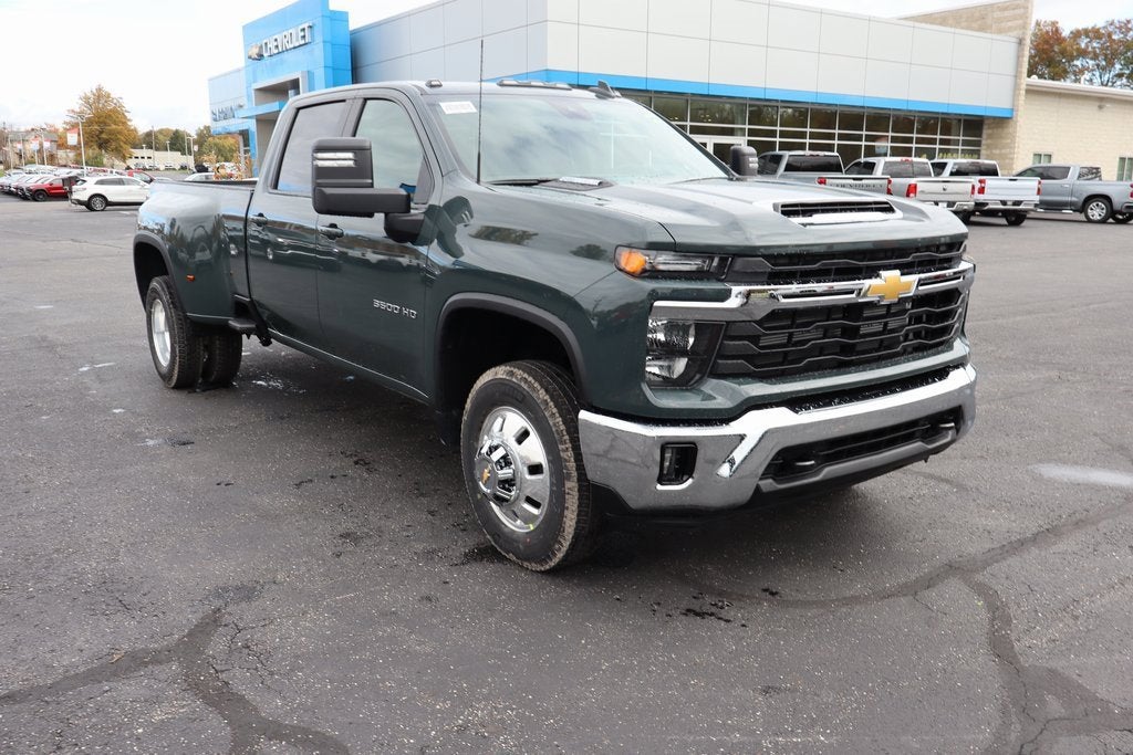 2026 Chevrolet Silverado 3500 HD LT DRW