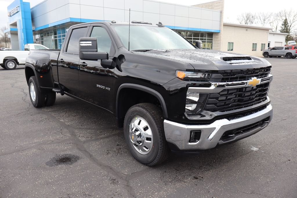 2026 Chevrolet Silverado 3500 HD LT DRW