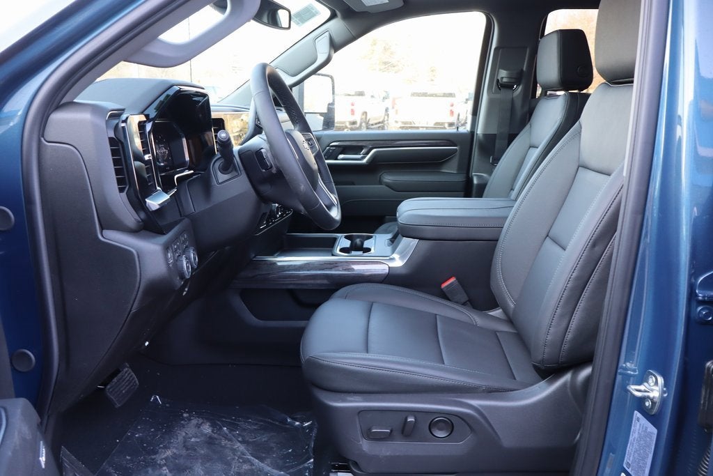 2026 Chevrolet Silverado 3500 HD LTZ DRW