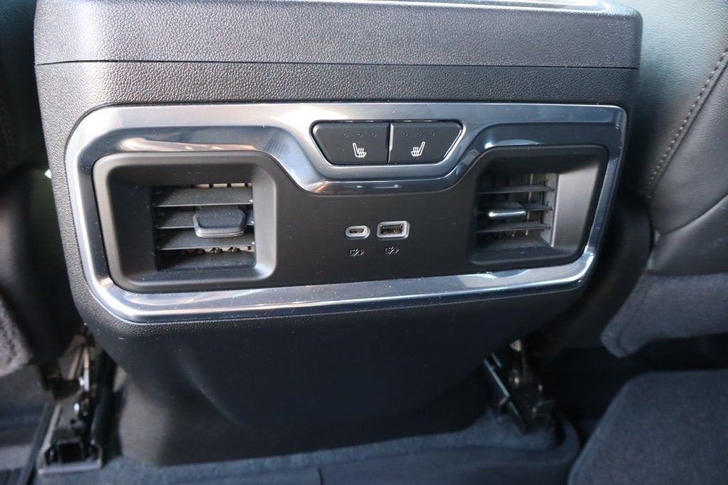 2025 Chevrolet Silverado 3500 HD High Country